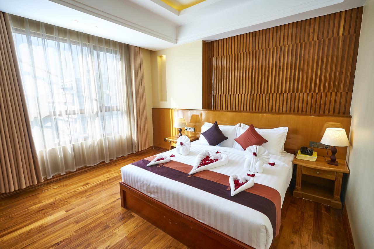Hotel Apex Мандалей Екстериор снимка