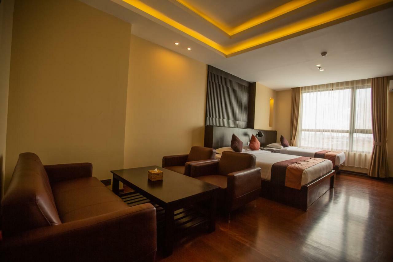 Hotel Apex Мандалей Екстериор снимка